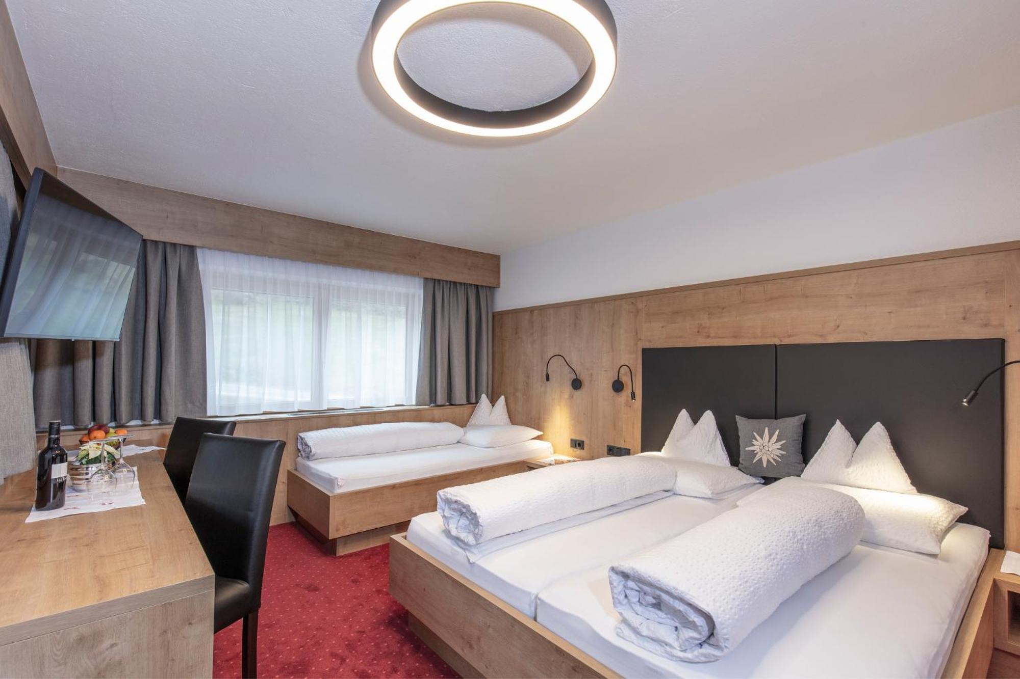 Pension Jaqueline Sölden Buitenkant foto