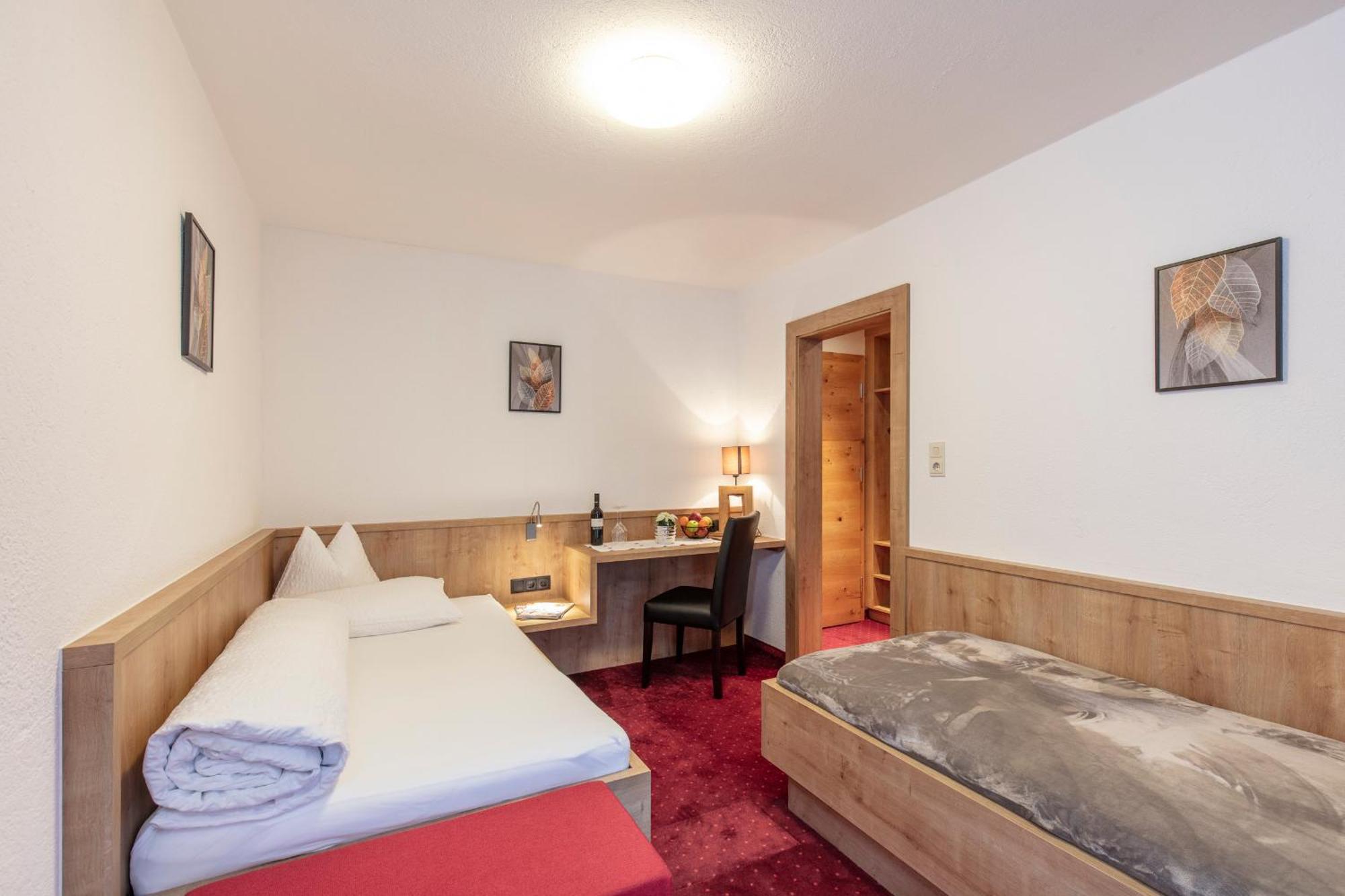Pension Jaqueline Sölden Buitenkant foto