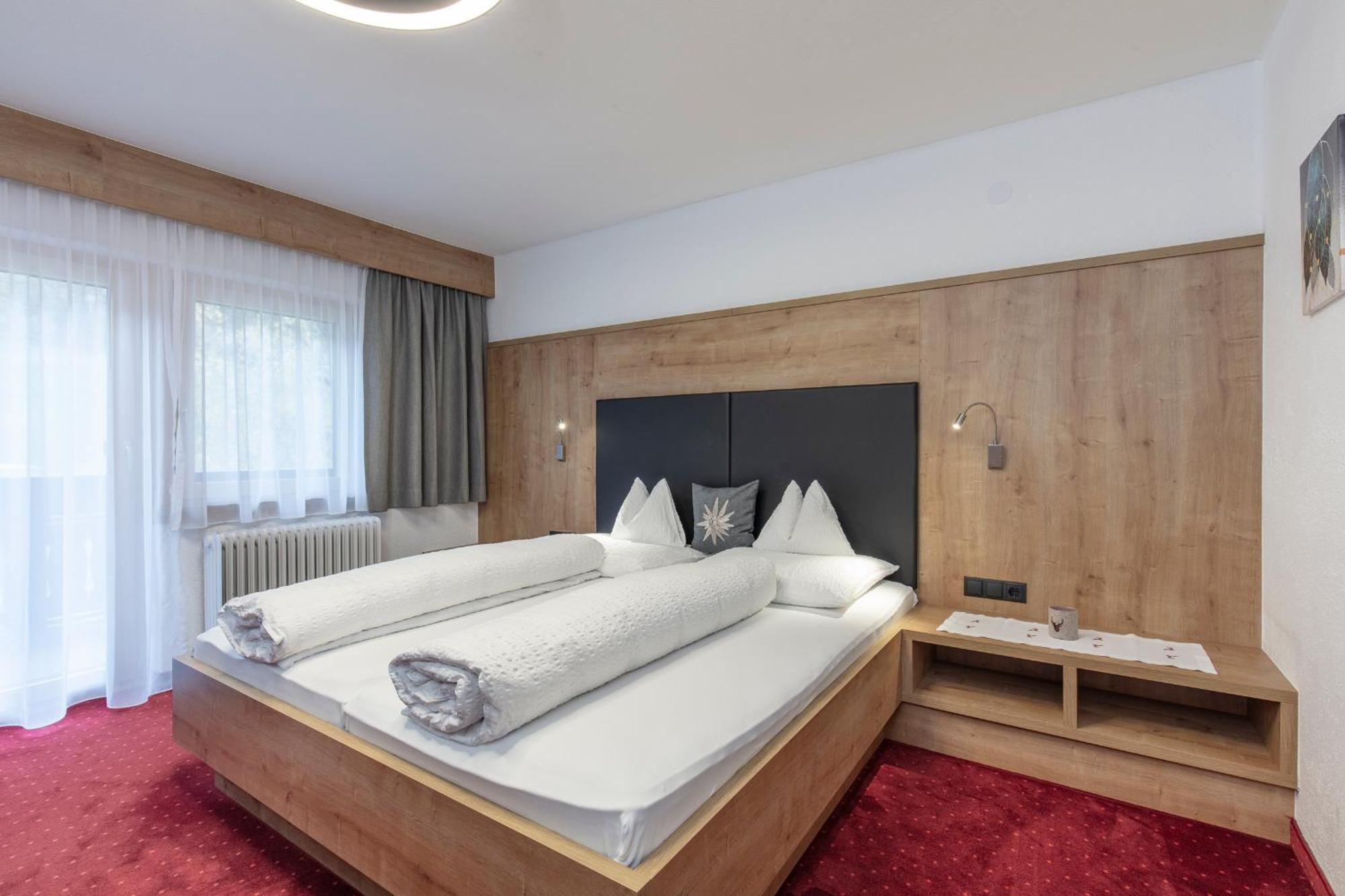 Pension Jaqueline Sölden Buitenkant foto